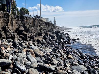 El Ayuntamiento de Motril vuelve a denunciar la imagen desoladora de las playas “por la falta de espigones”